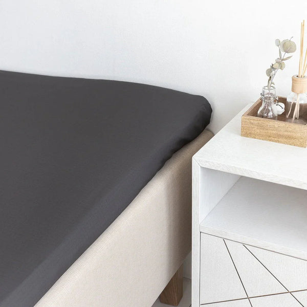SteadyBody® Fitted Sheet by Unikulma