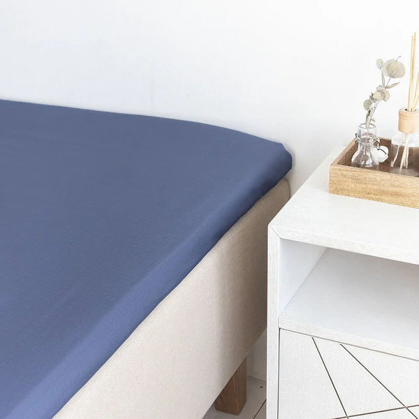 SteadyBody® Fitted Sheet by Unikulma