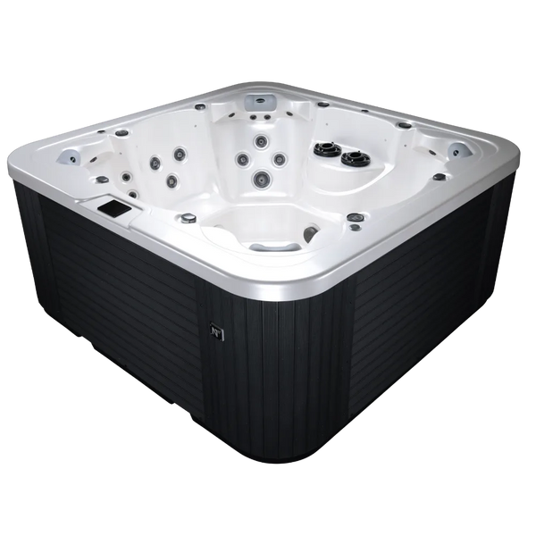 Outdoor Hot Tub Novitek Kiilo L