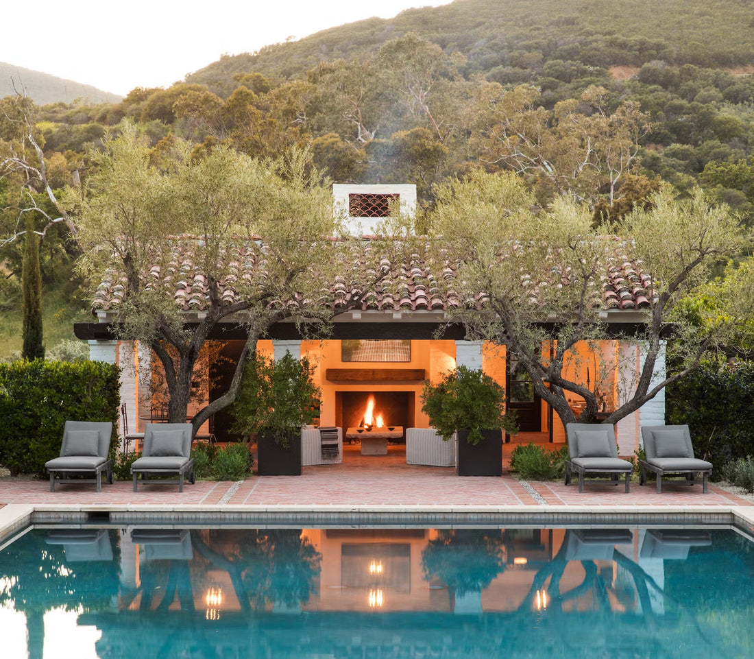 The Fireplace Reimagined: Why Modern Homeowners Are Rediscovering the Power of Indoor Fire