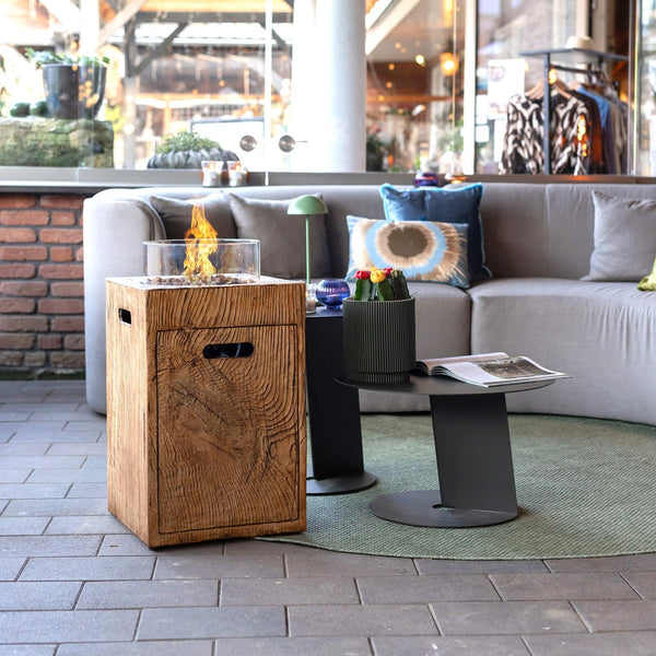 Xaralyn Column 40 Wood look outdoor fireplace