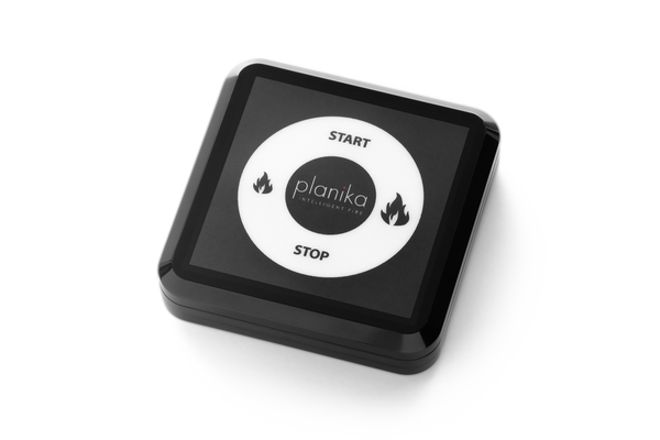 Black square device with 'planika' branding on a white background