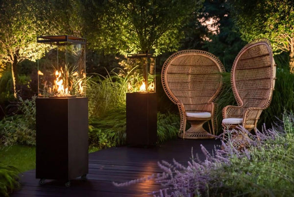 Planika Lighthouse – Freestanding Outdoor Gas Fire Column
